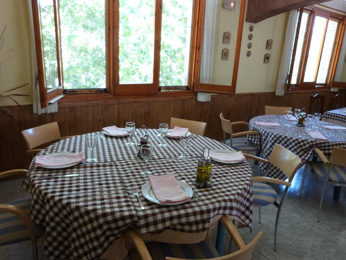 Ca L'Amadeu Hotel Vilanova de Escornalbou Екстериор снимка