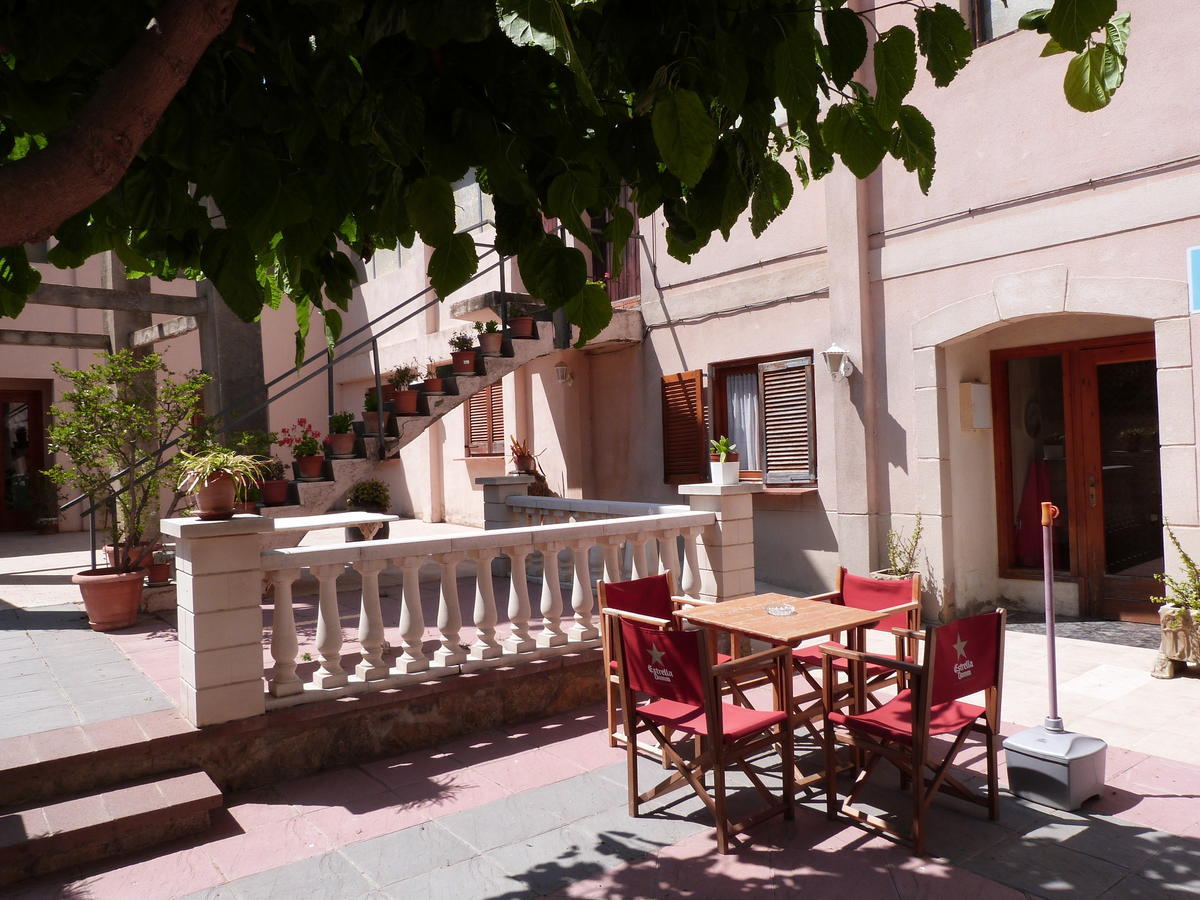 Ca L'Amadeu Hotel Vilanova de Escornalbou Екстериор снимка