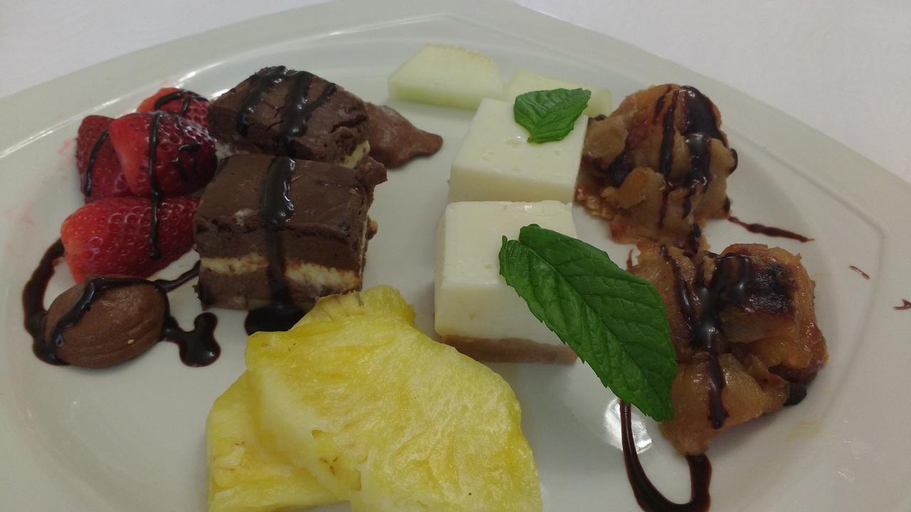 Ca L'Amadeu Hotel Vilanova de Escornalbou Екстериор снимка