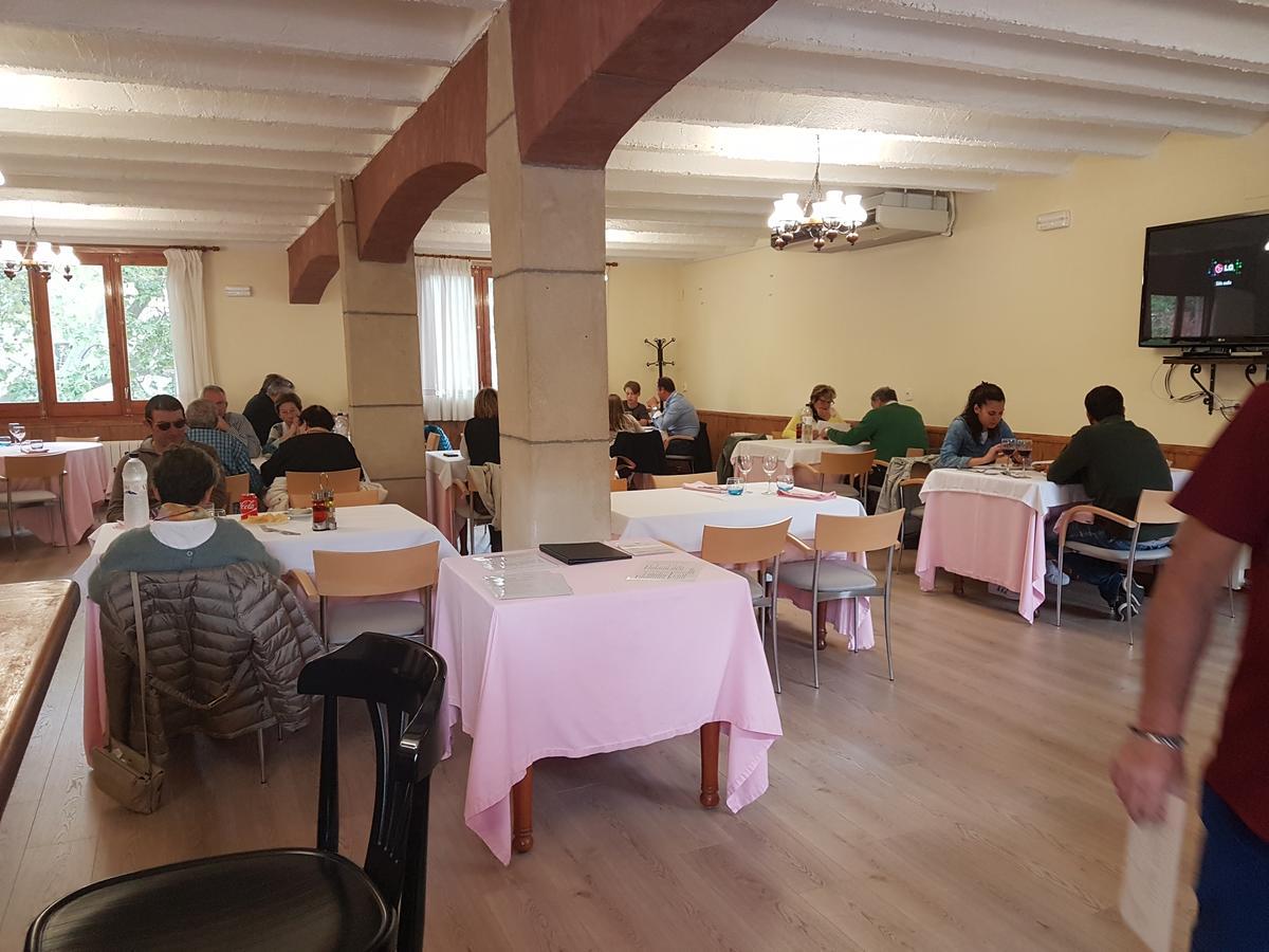Ca L'Amadeu Hotel Vilanova de Escornalbou Екстериор снимка